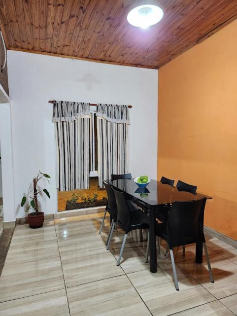Hostel Lo De Kata Garupa Екстер'єр фото