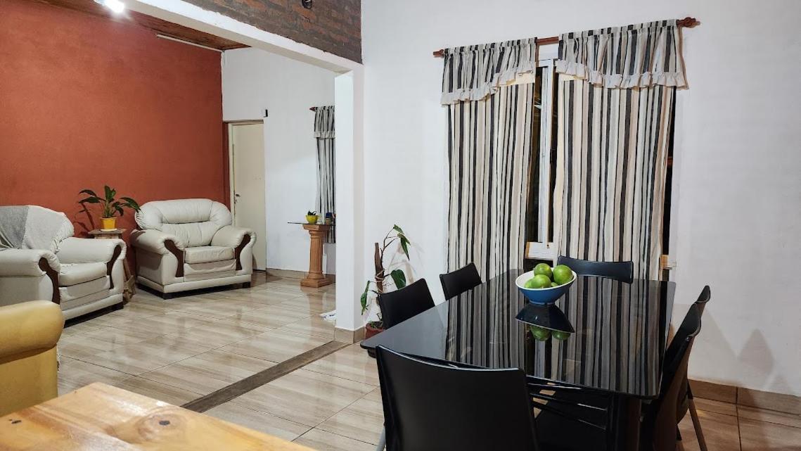 Hostel Lo De Kata Garupa Екстер'єр фото