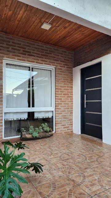 Hostel Lo De Kata Garupa Екстер'єр фото